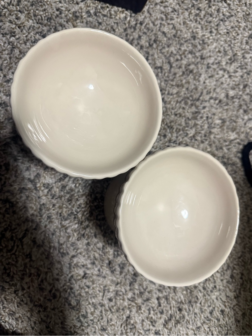 Ceramic Fluted Pedestal Bowl - Cream (Set of 2) Raised Cat Bowls - Picture 3 of 3